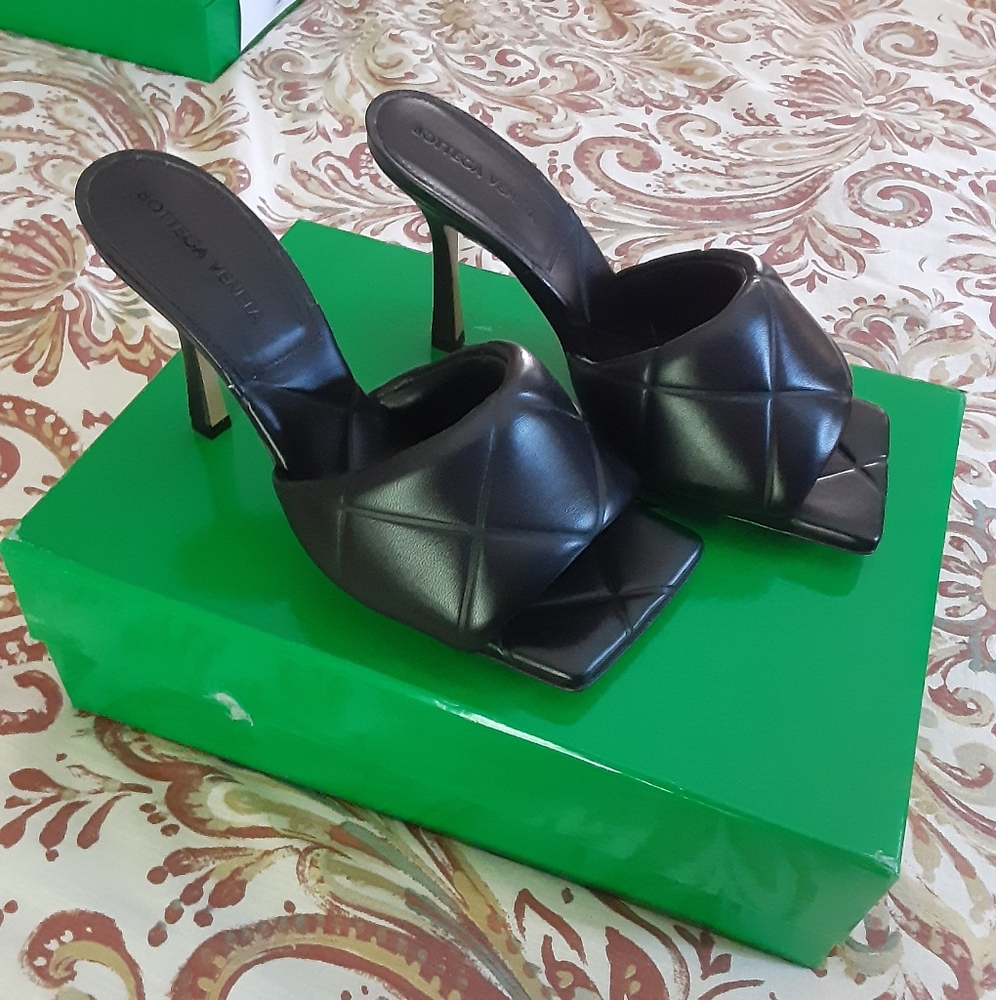 Bottega Veneta Lido Mules